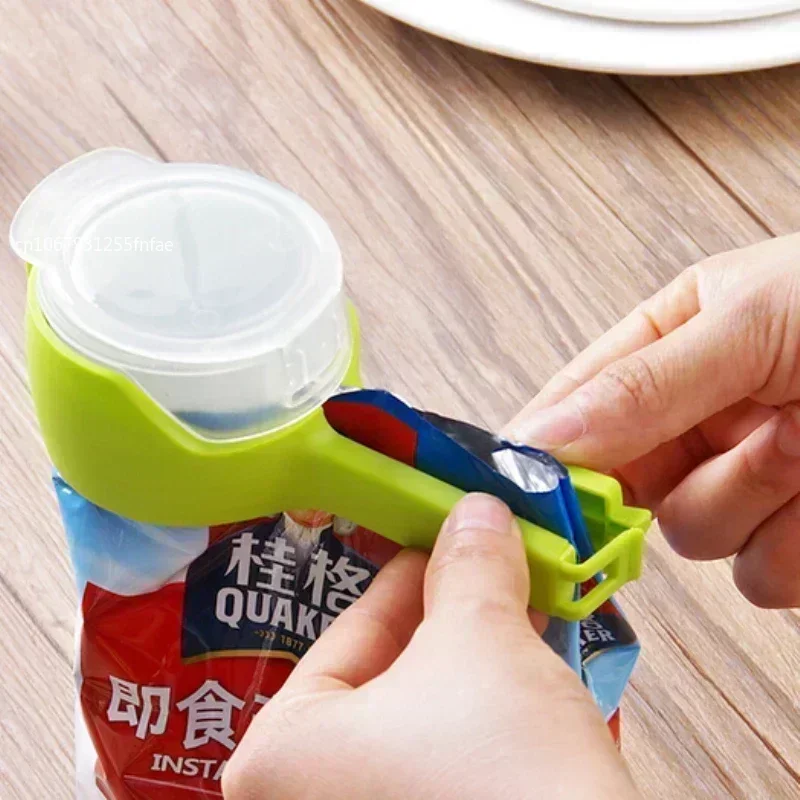 Food Preserving Bag Closure Clip Oat Dispense Spout Snack Bag Clip Moisture Seal Clip Fresh Keeping Sealer Clamp Kitchen Gadget - Image 2